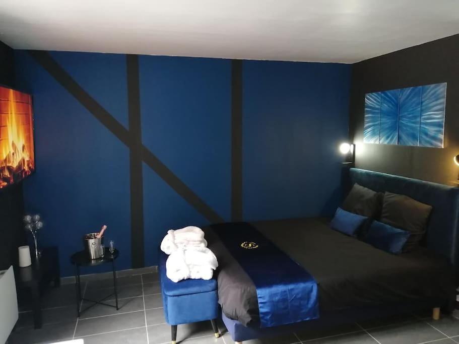 Appartement Avec Sauna Et Balneo Privatifs -Troyes Centre Bagian luar foto